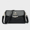 LUXURIOUS SHOULDER BAG WITH STYLE AND VERSATILITY