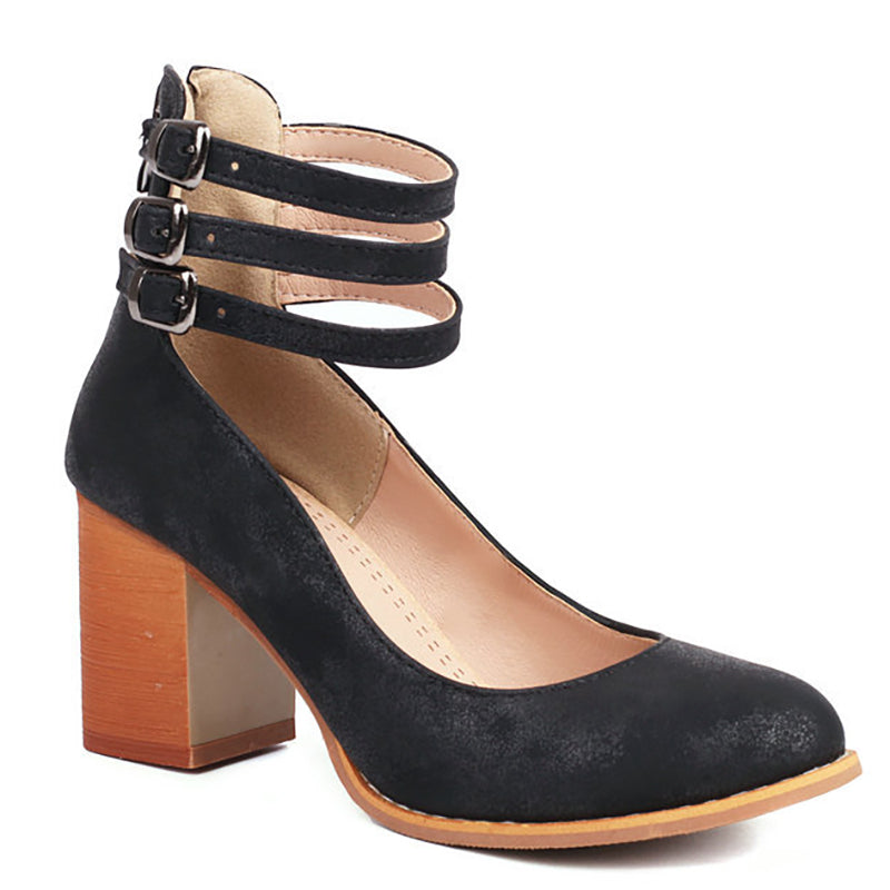 Casilda – sleek grace with a bold heel