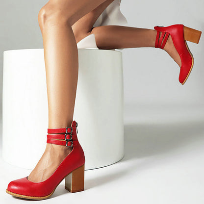 Casilda – sleek grace with a bold heel