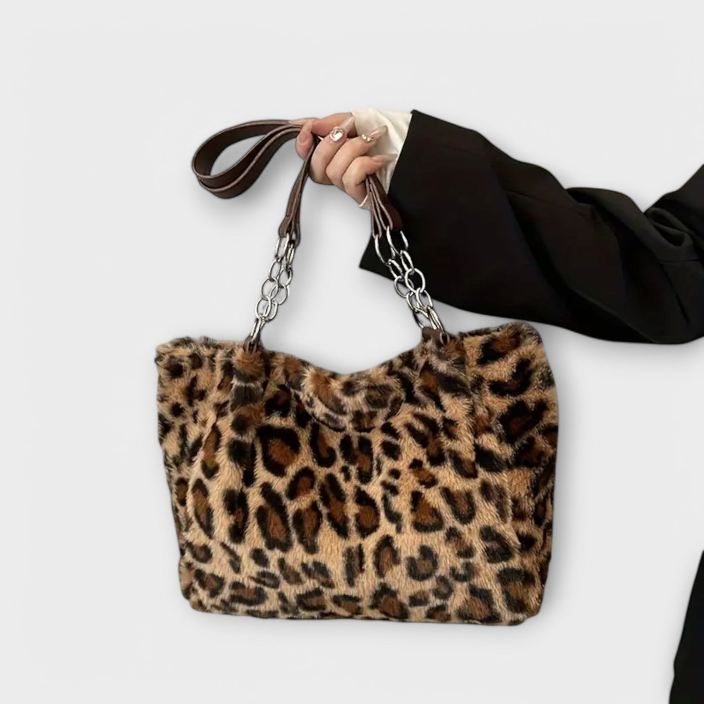 TRENDY LEOPARD-INSPIRED FAUX FUR TOTE