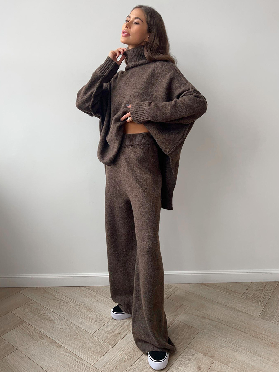 Plain Set – minimalist softness in motion