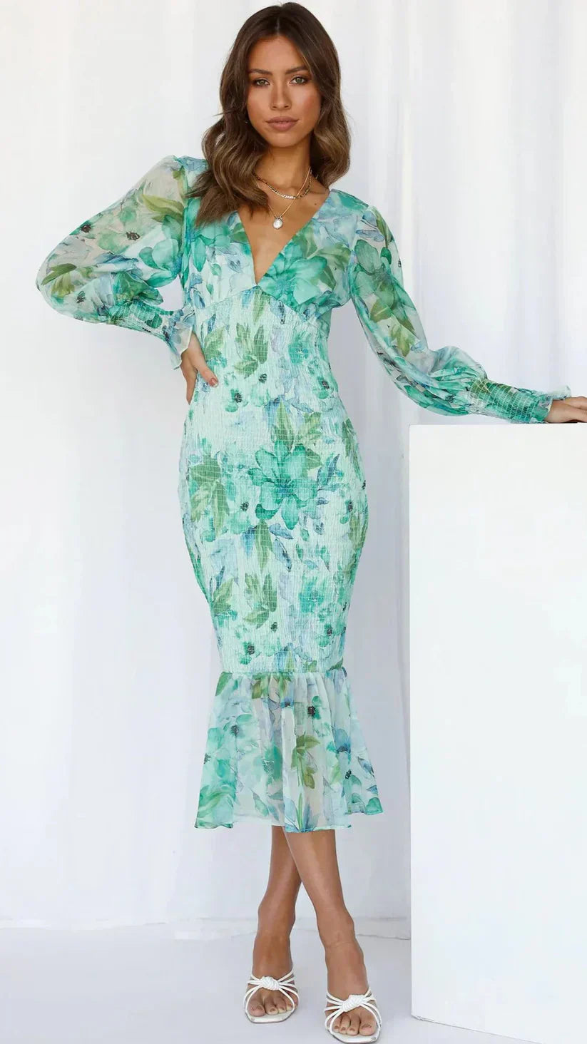Amara - blooming charm in every step