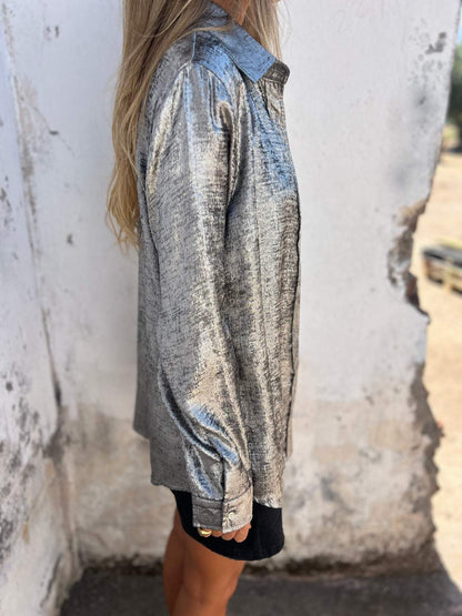 Zella – luminous touch shirt