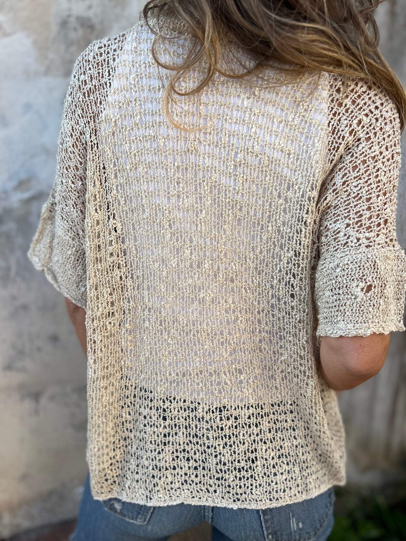 Ivonie – moonlit texture muse
