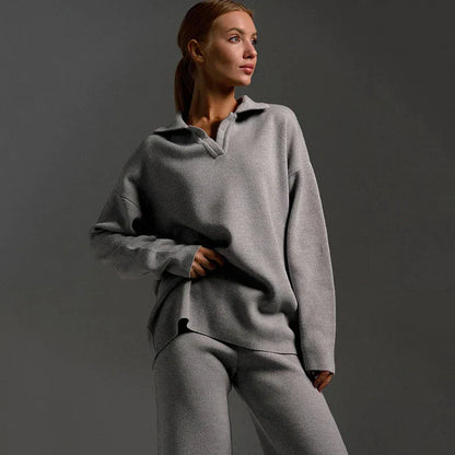 XYLA - KNITTED TRACKSUIT FOR WOMEN