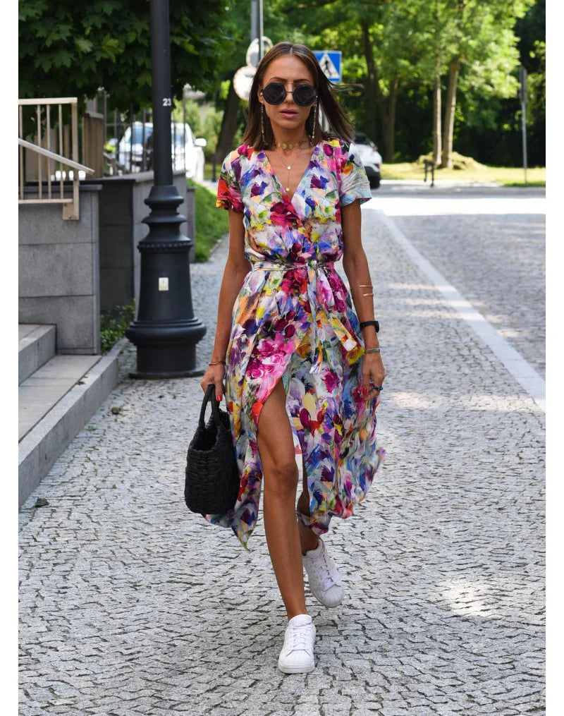 EVA - STYLISH V-NECK DRESS
