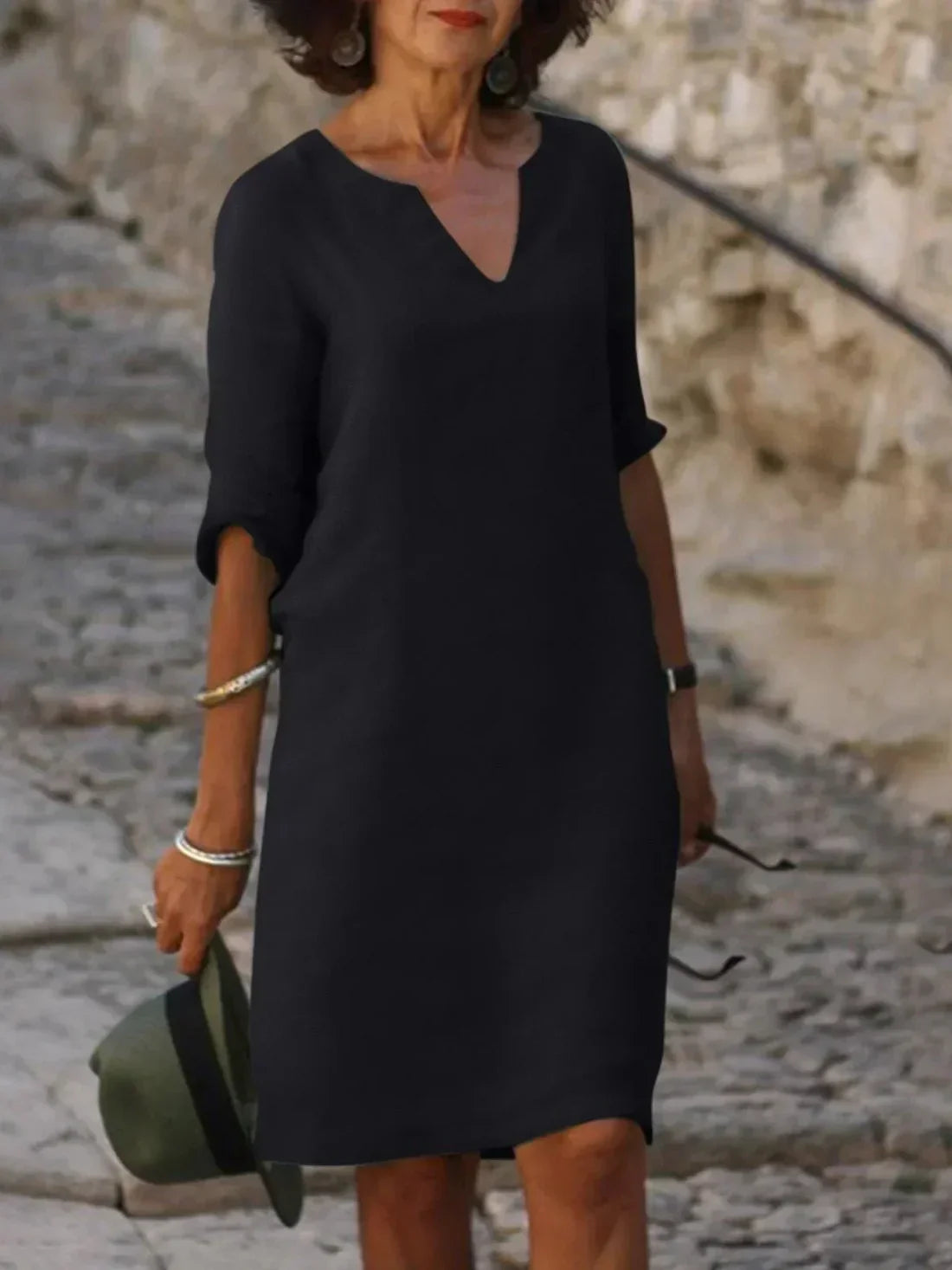 Josette – soft elegance in flowing lines