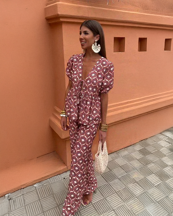 Naomi – breezy allure in sun-kissed linen