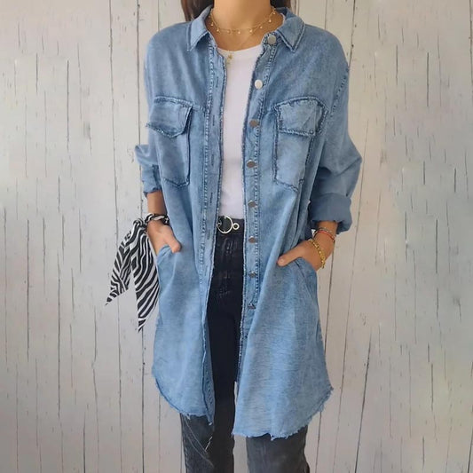 Deandra – relaxed edge in denim