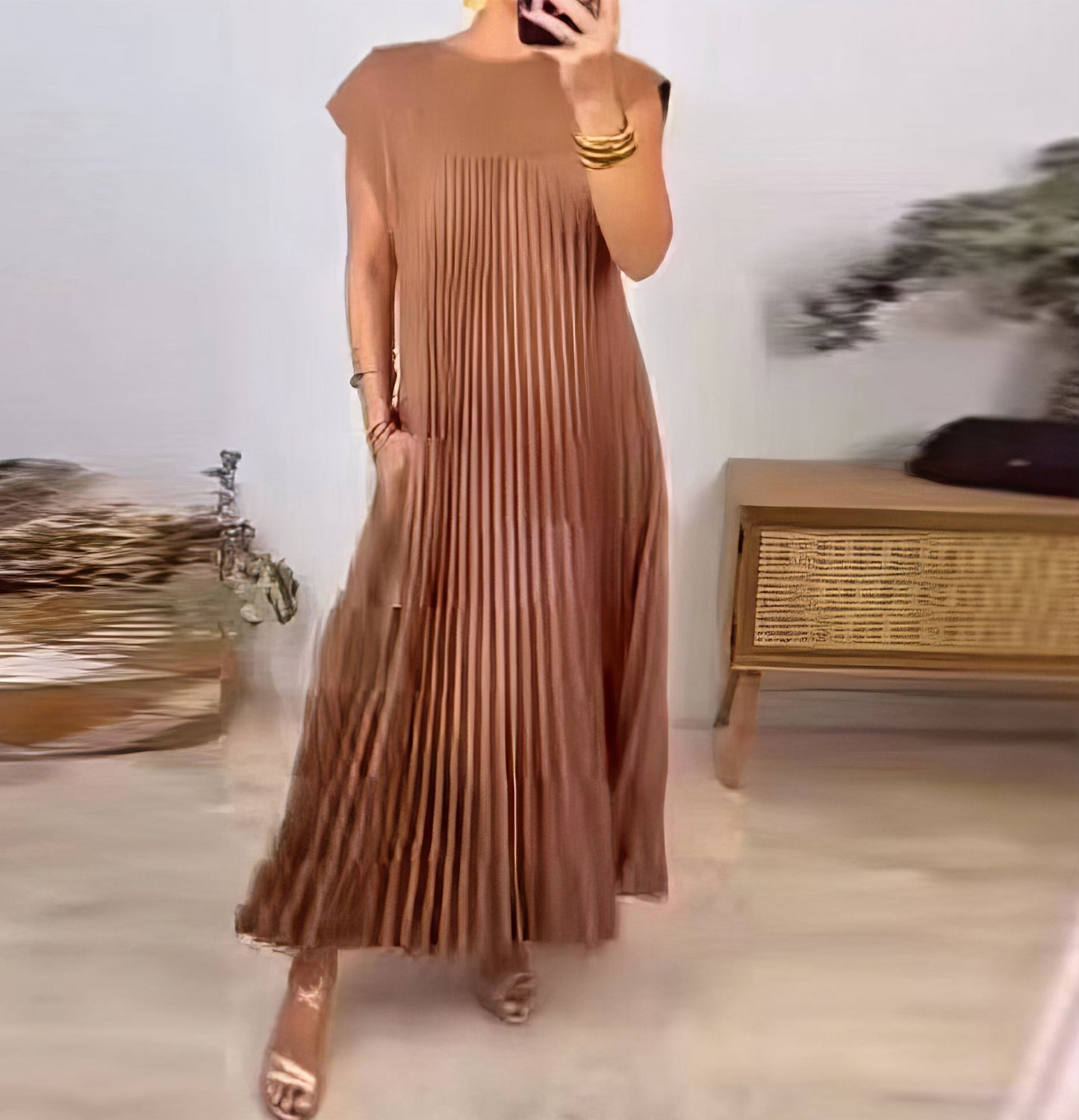 ELEONORA - DRESS WITH PLEATED SLEEVELESS
