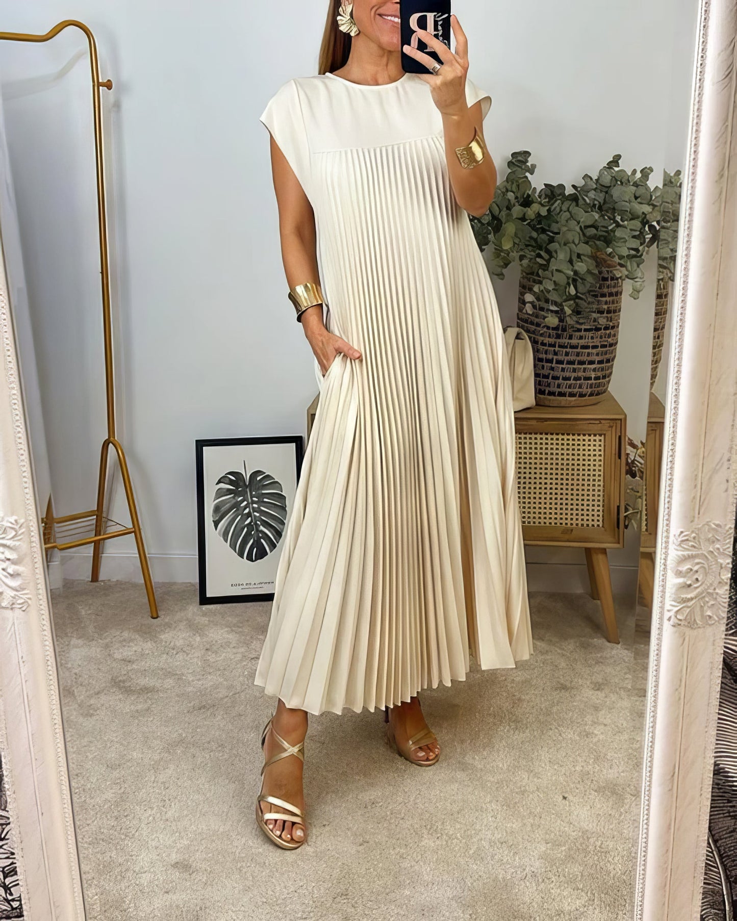 ELEONORA - DRESS WITH PLEATED SLEEVELESS