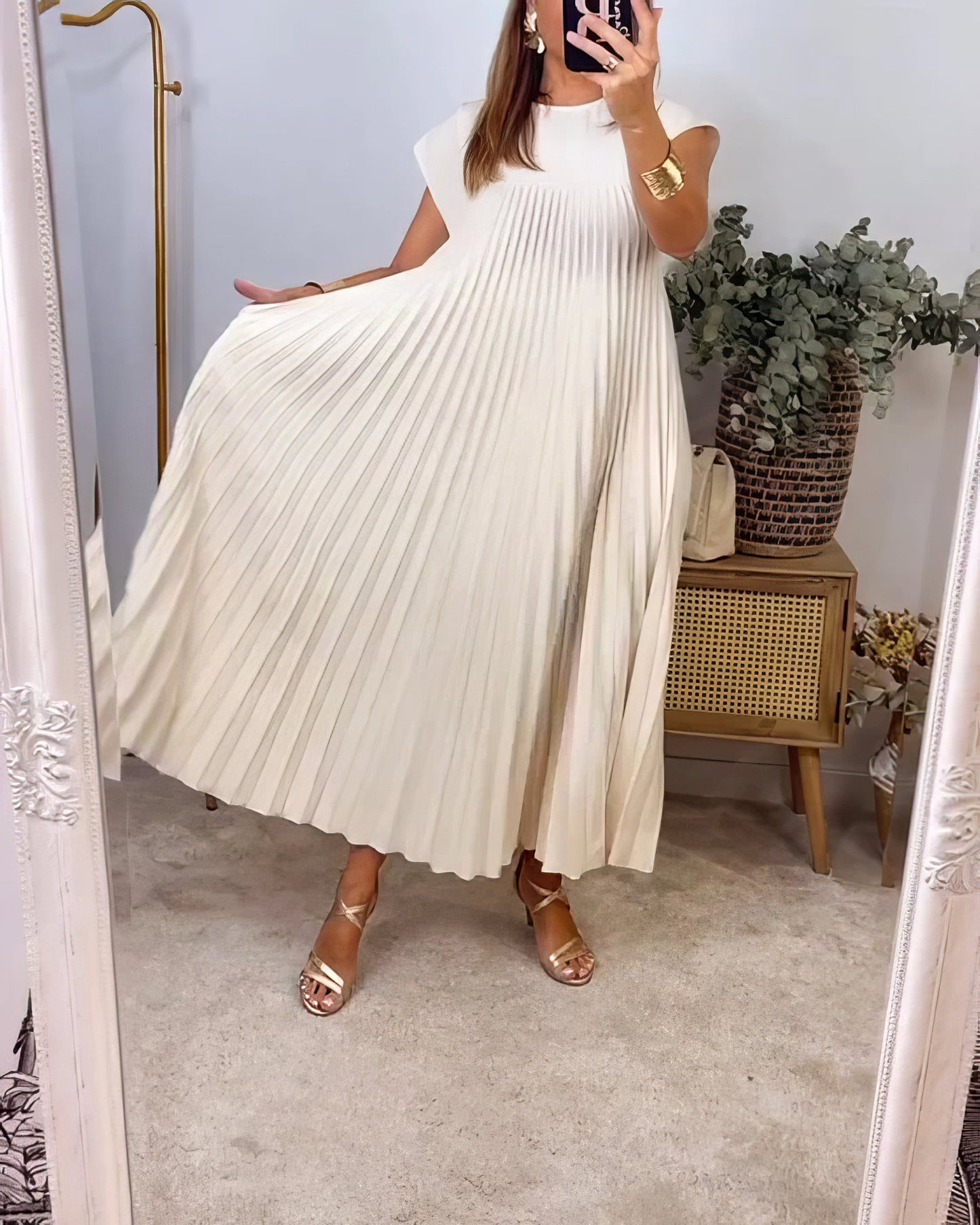 ELEONORA - DRESS WITH PLEATED SLEEVELESS